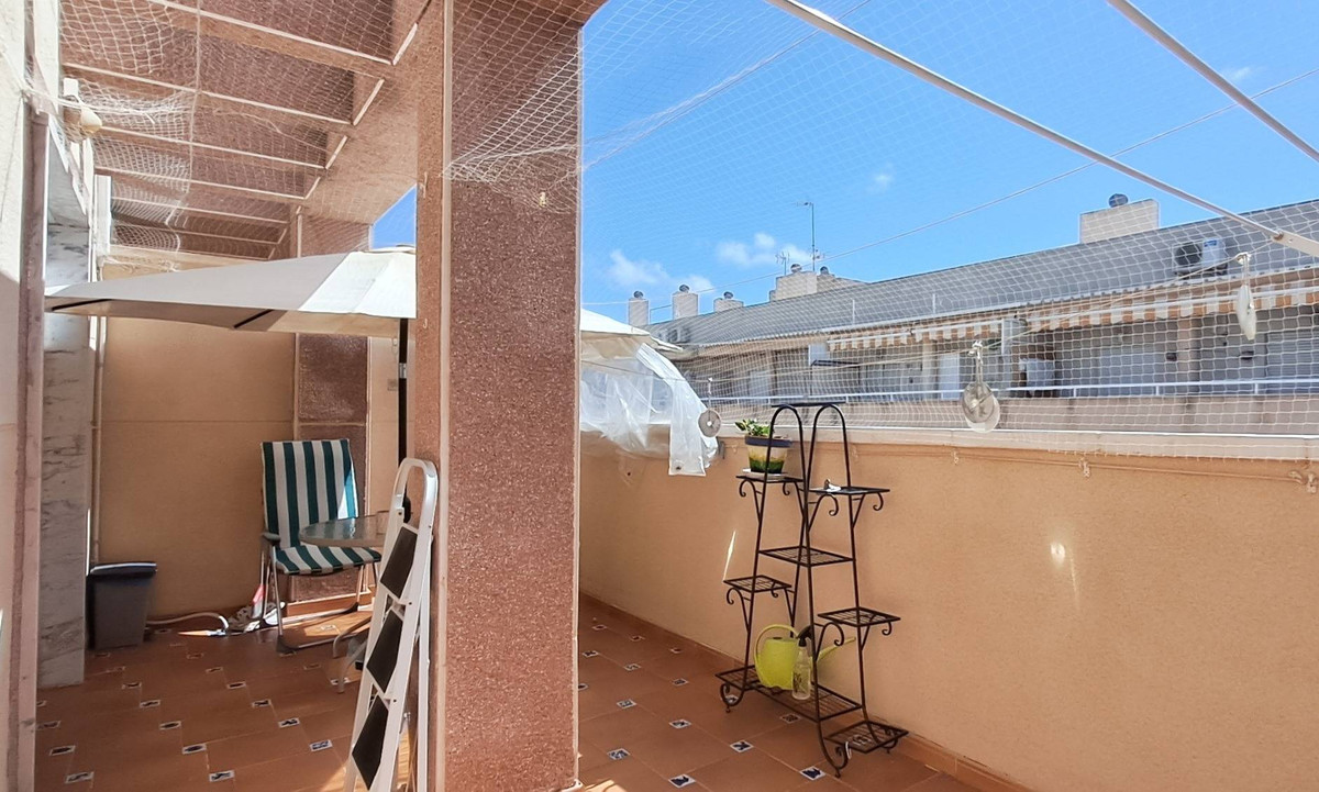 Se vende Ático de 2 dormitorios en Costa Blanca, Alicante, España