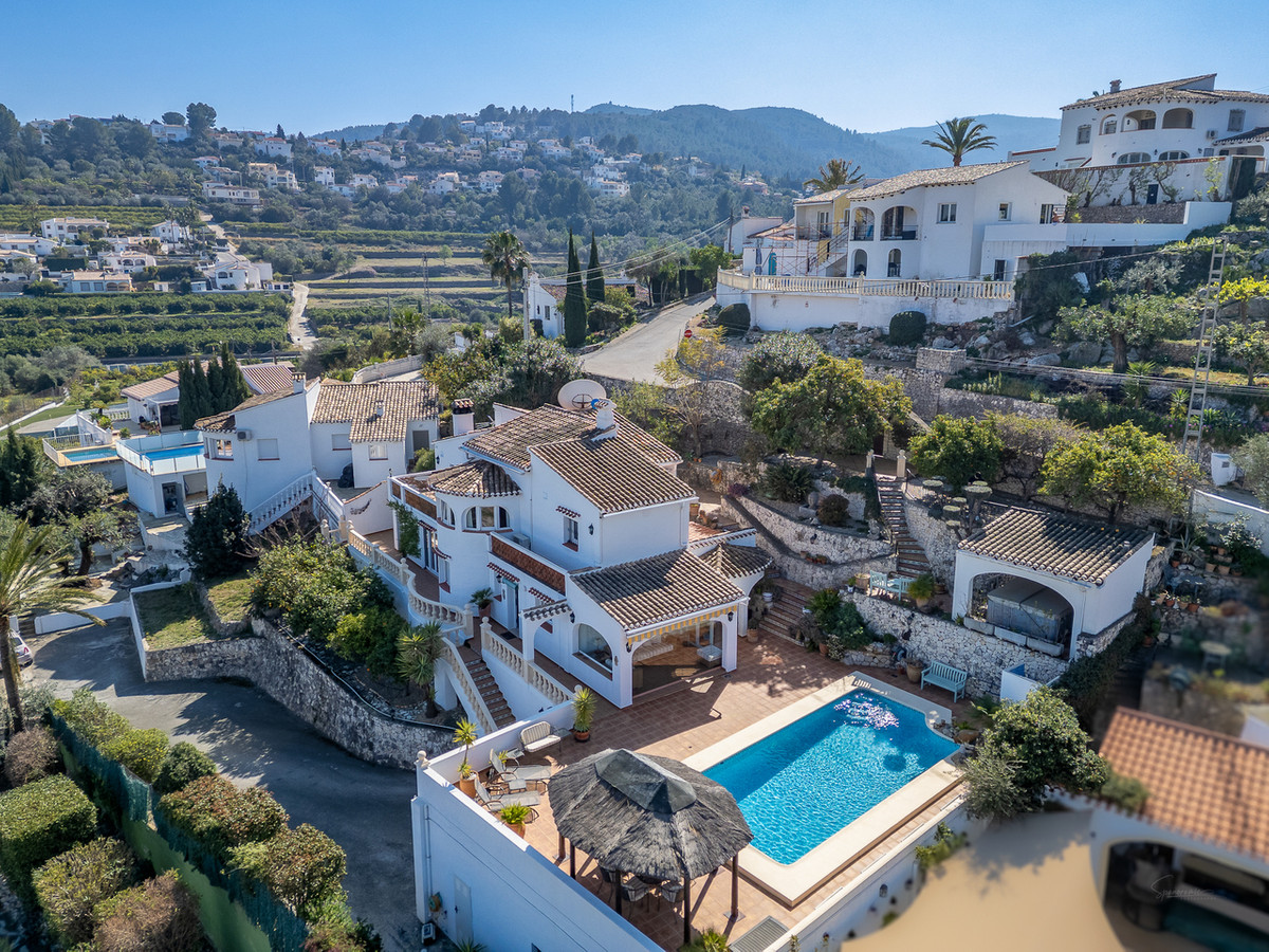 Se vende Villa - Chalet de 4 dormitorios en Costa Blanca, Alicante, España