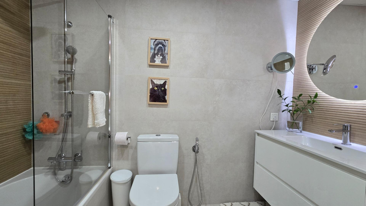 4 Bed Apartment for sale in Benalmadena Costa Del Sol, Málaga, Spain