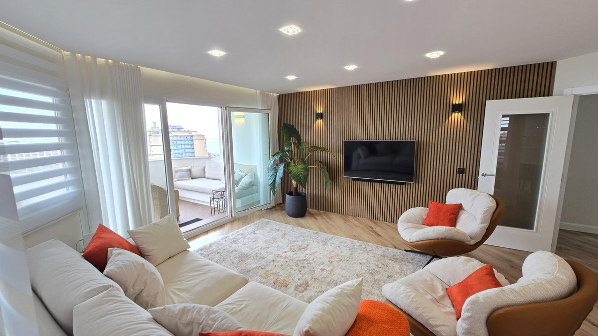 4 Bed Apartment for sale in Benalmadena Costa Del Sol, Málaga, Spain