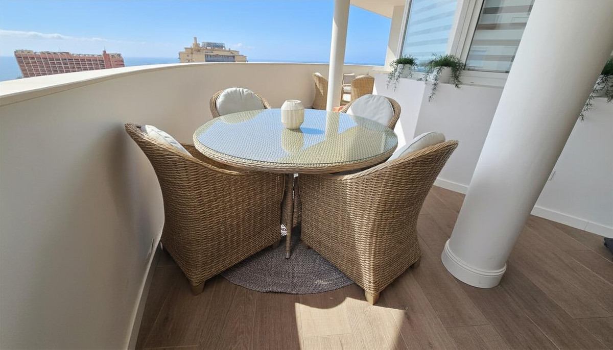 4 Bed Apartment for sale in Benalmadena Costa Del Sol, Málaga, Spain