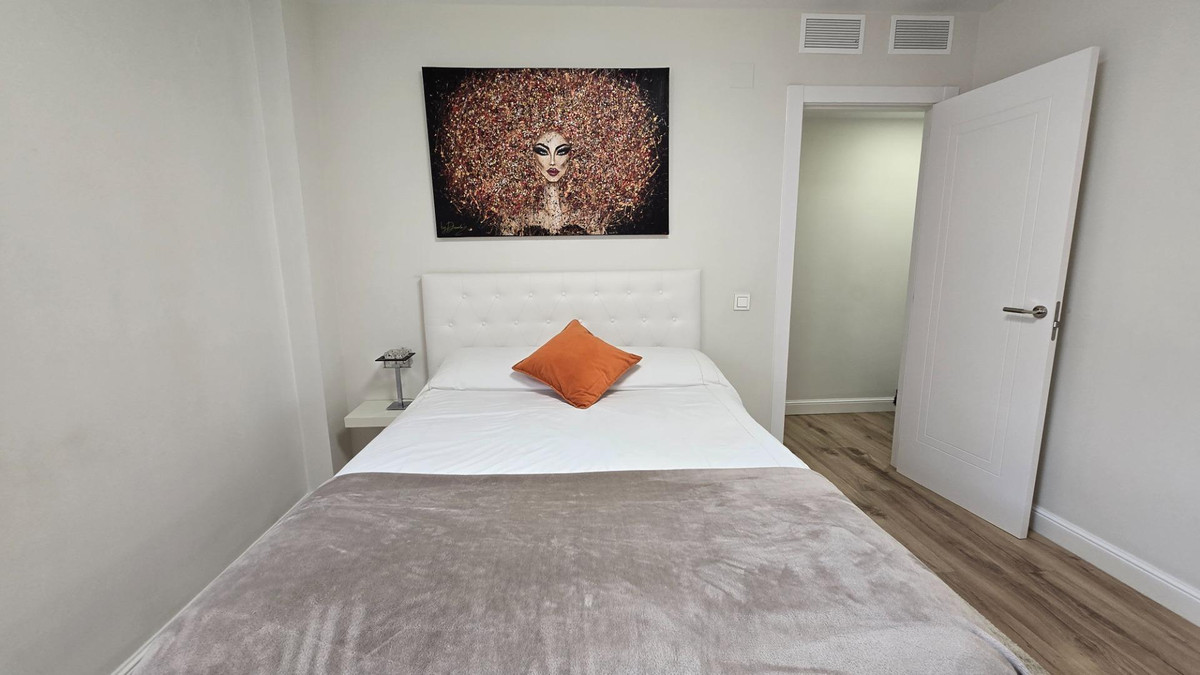 4 Bed Apartment for sale in Benalmadena Costa Del Sol, Málaga, Spain