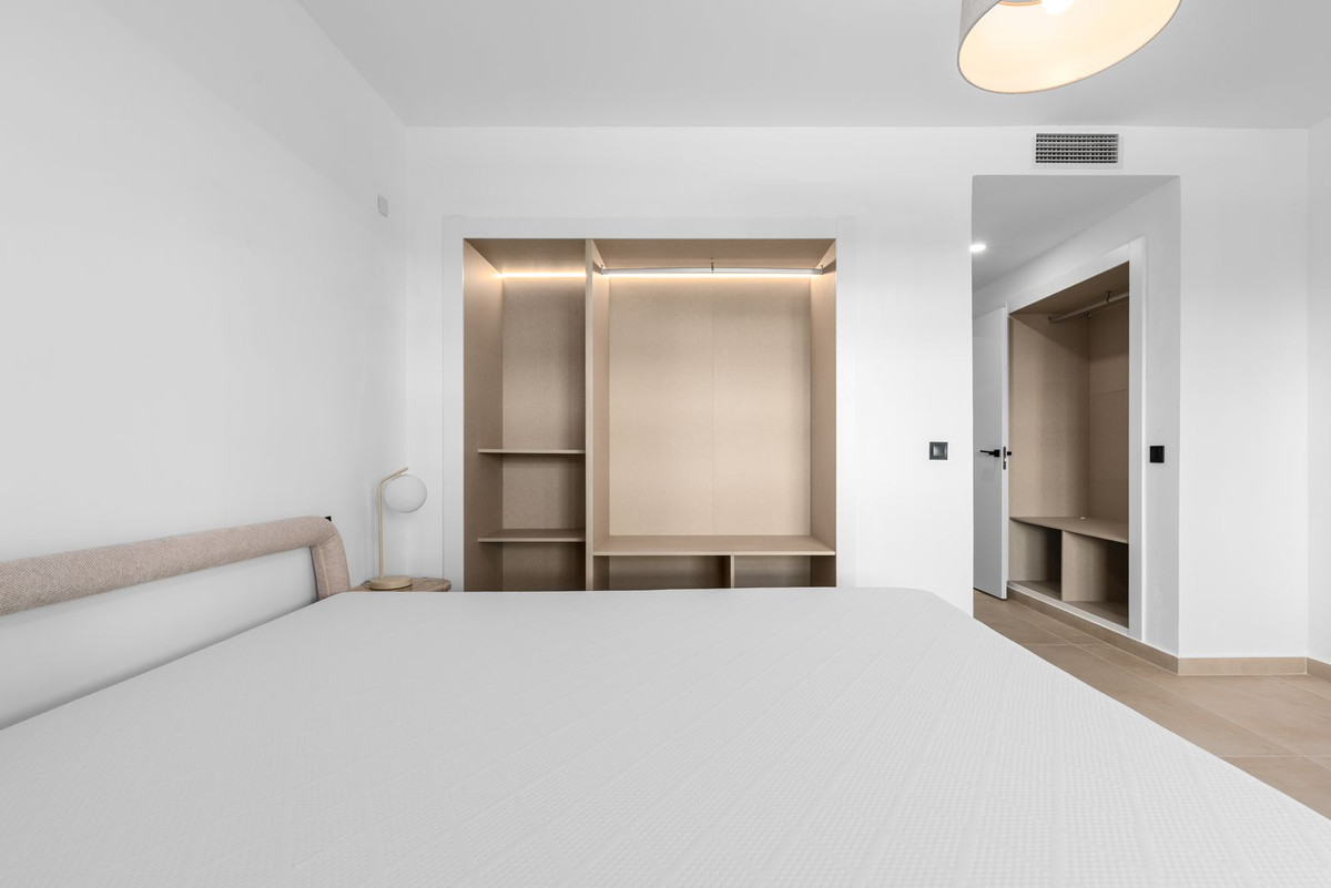 3 Bed Apartment for sale in Marbella Costa Del Sol, Málaga, Spain