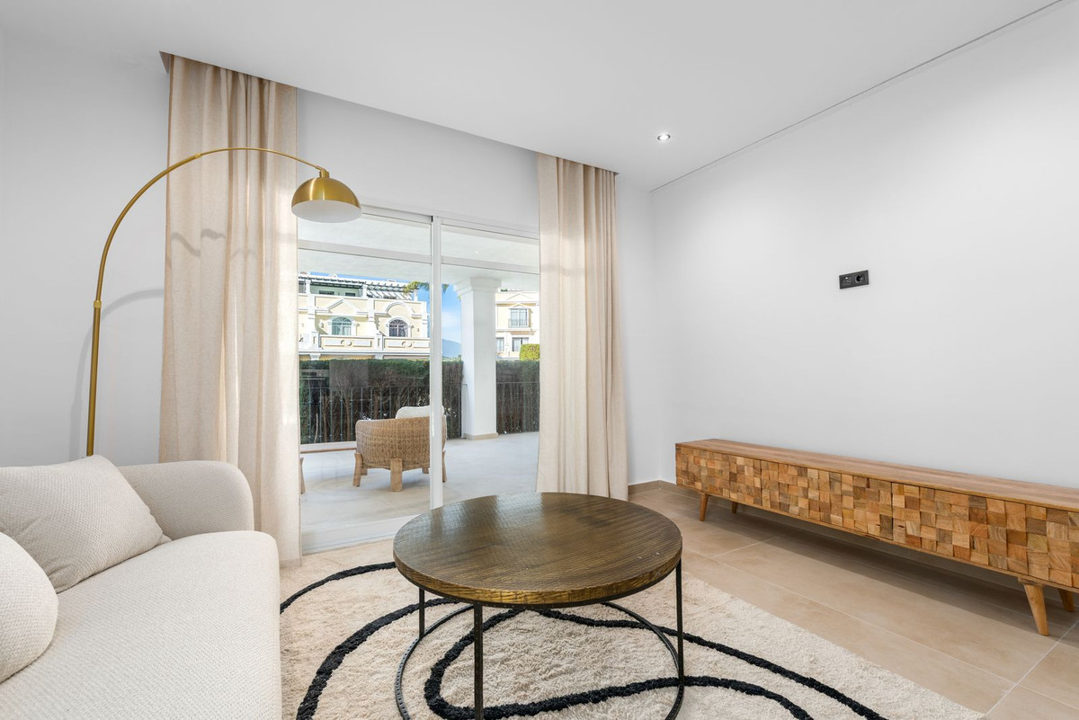 3 Bed Apartment for sale in Marbella Costa Del Sol, Málaga, Spain