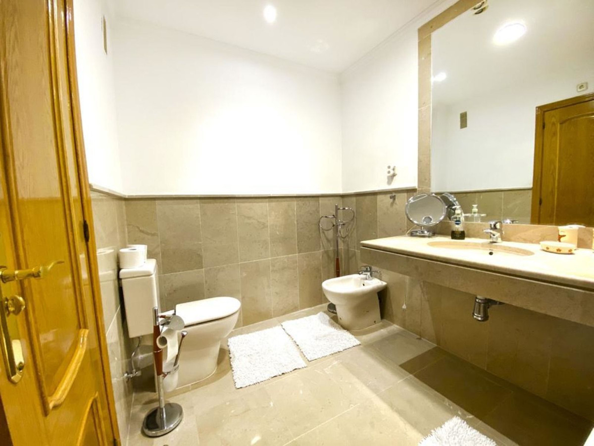 3 Bed Apartment for sale in Marbella Costa Del Sol, Málaga, Spain