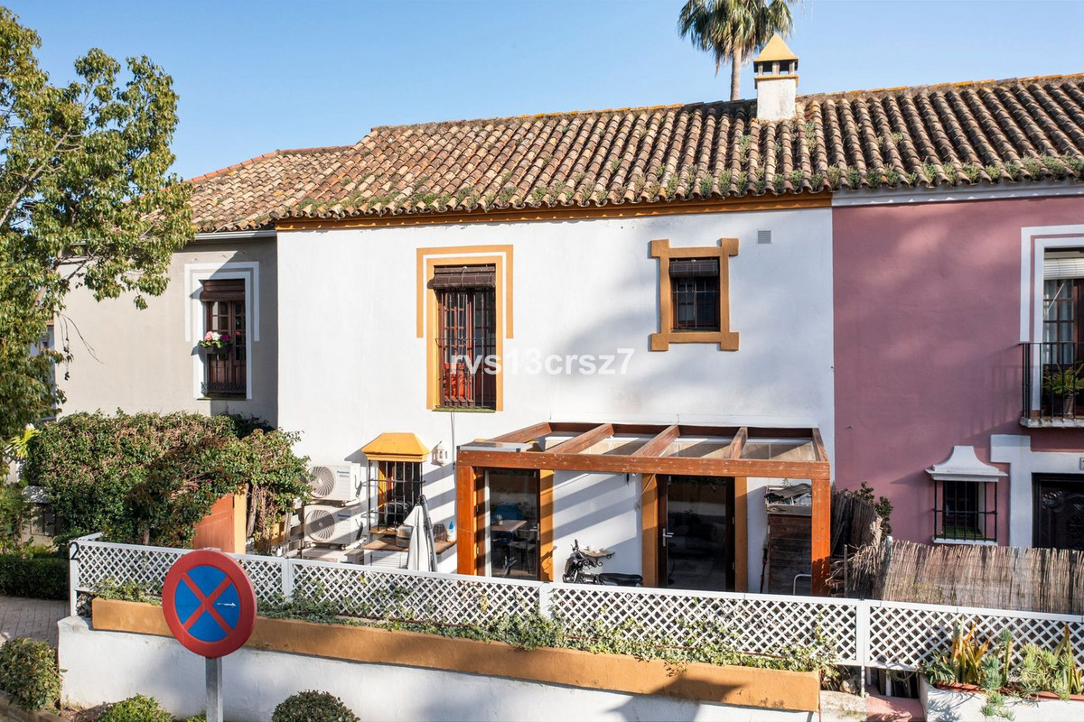 2 Bed Townhouse for sale in Guadalmina Baja Costa Del Sol, Málaga, Spain