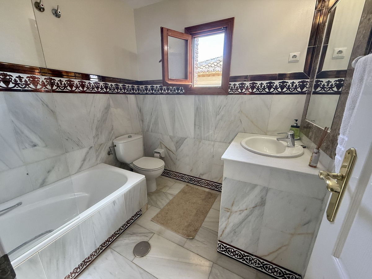 Se vende Adosada de 2 dormitorios en Costa Del Sol, Málaga, España