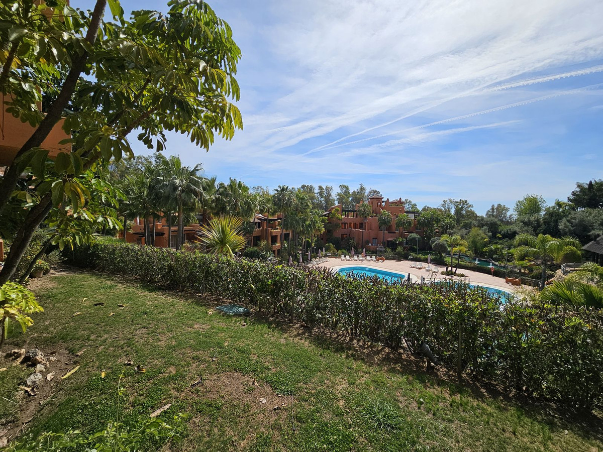 Se vende Apartamento Planta Baja de 2 dormitorios en Costa Del Sol, Málaga, España