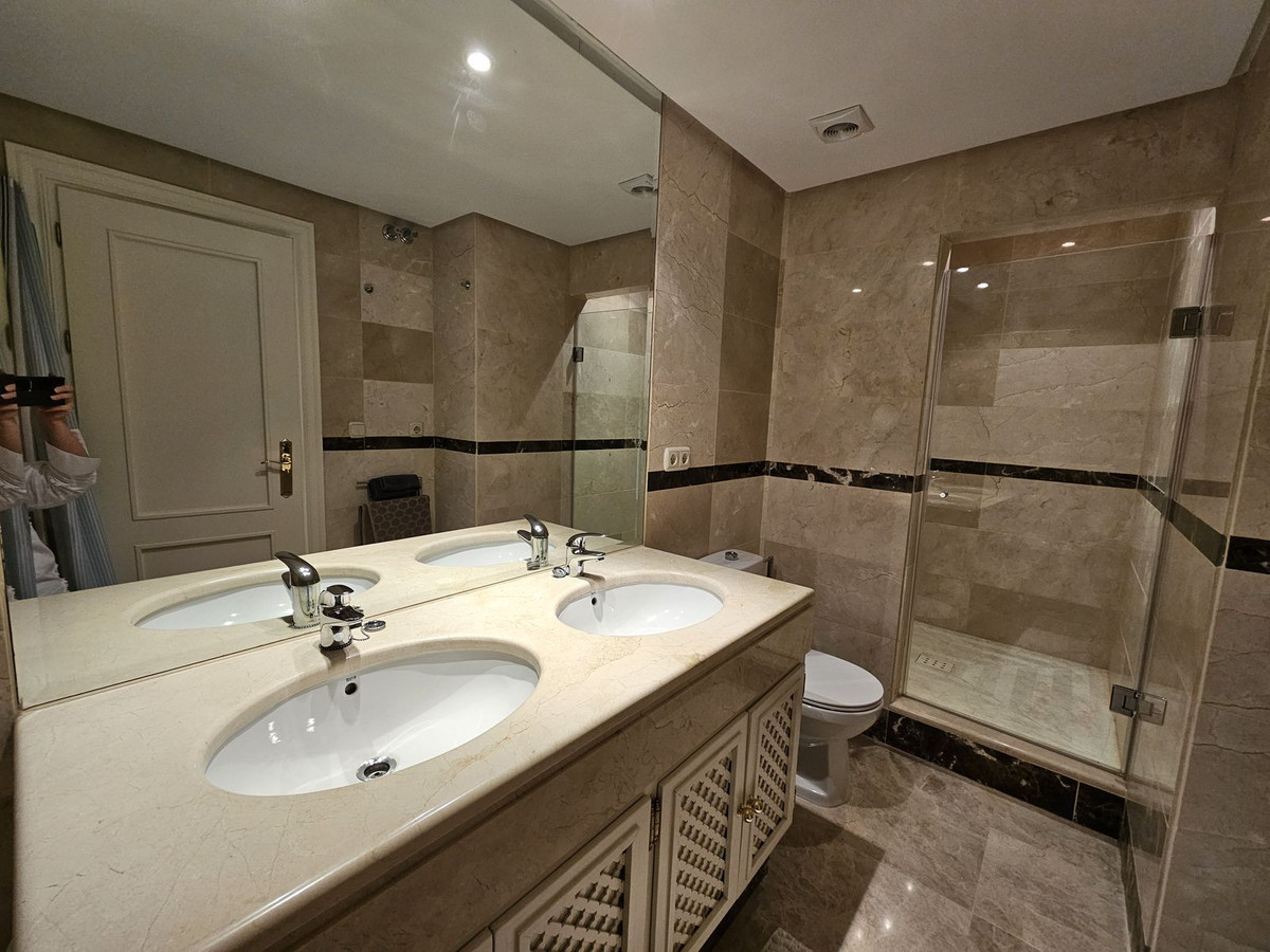 Se vende Apartamento Planta Baja de 2 dormitorios en Costa Del Sol, Málaga, España