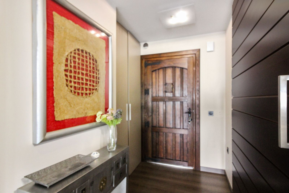 4 Bed Townhouse for sale in Casares Costa Del Sol, Málaga, Spain