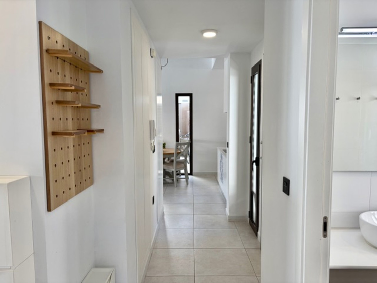 Se vende Villa - Chalet de 3 dormitorios en Costa Blanca, Alicante, España