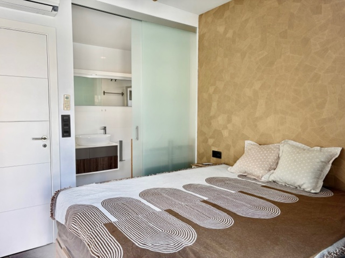 Se vende Villa - Chalet de 3 dormitorios en Costa Blanca, Alicante, España