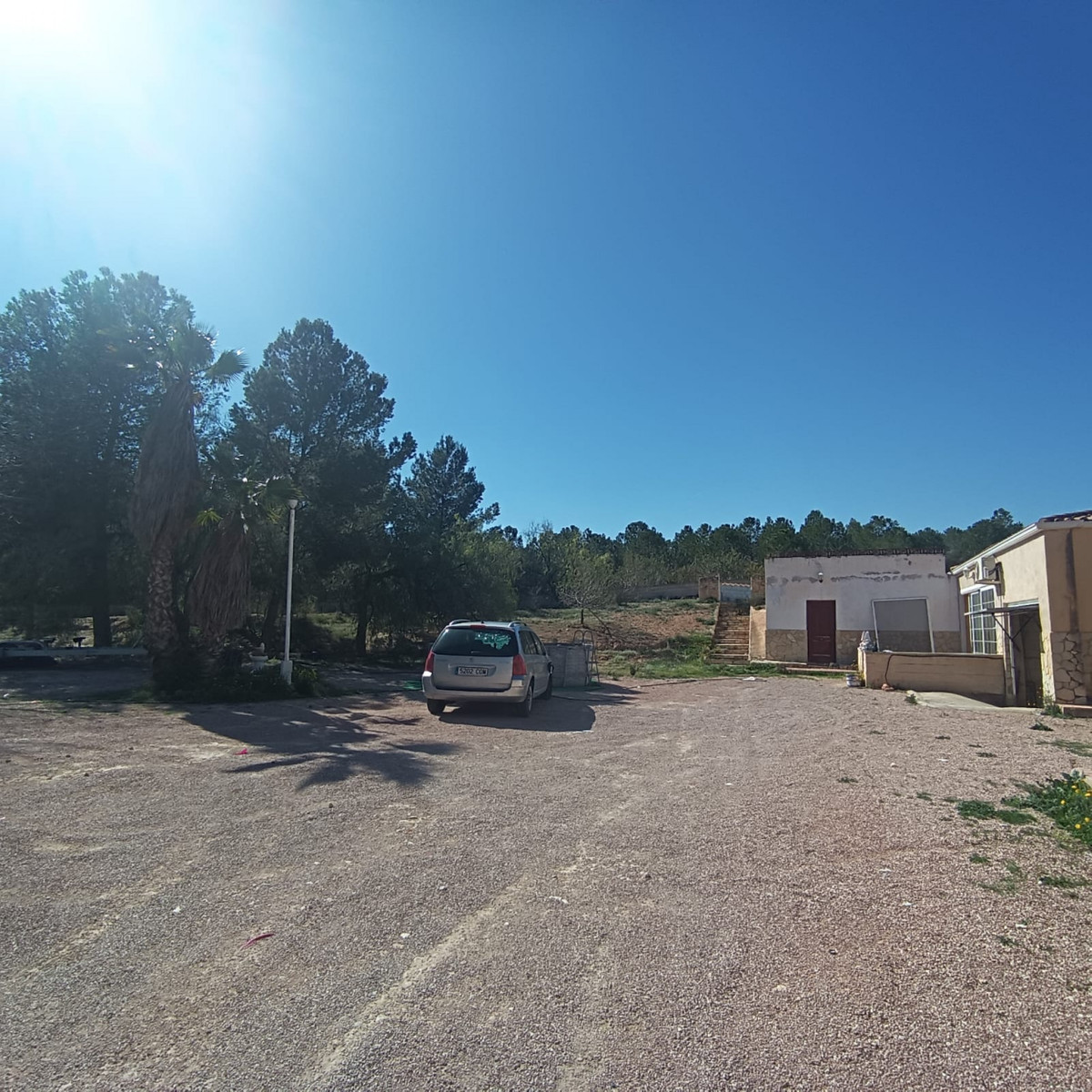 6 Bed Townhouse for sale in Elda Costa Blanca, Alicante, Spain