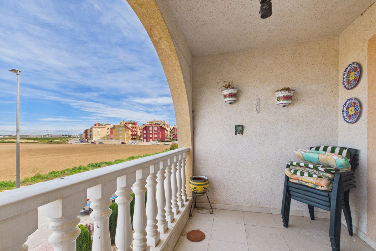 Se vende Apartamento Planta Media de 2 dormitorios en Costa Calida, Murcia, España