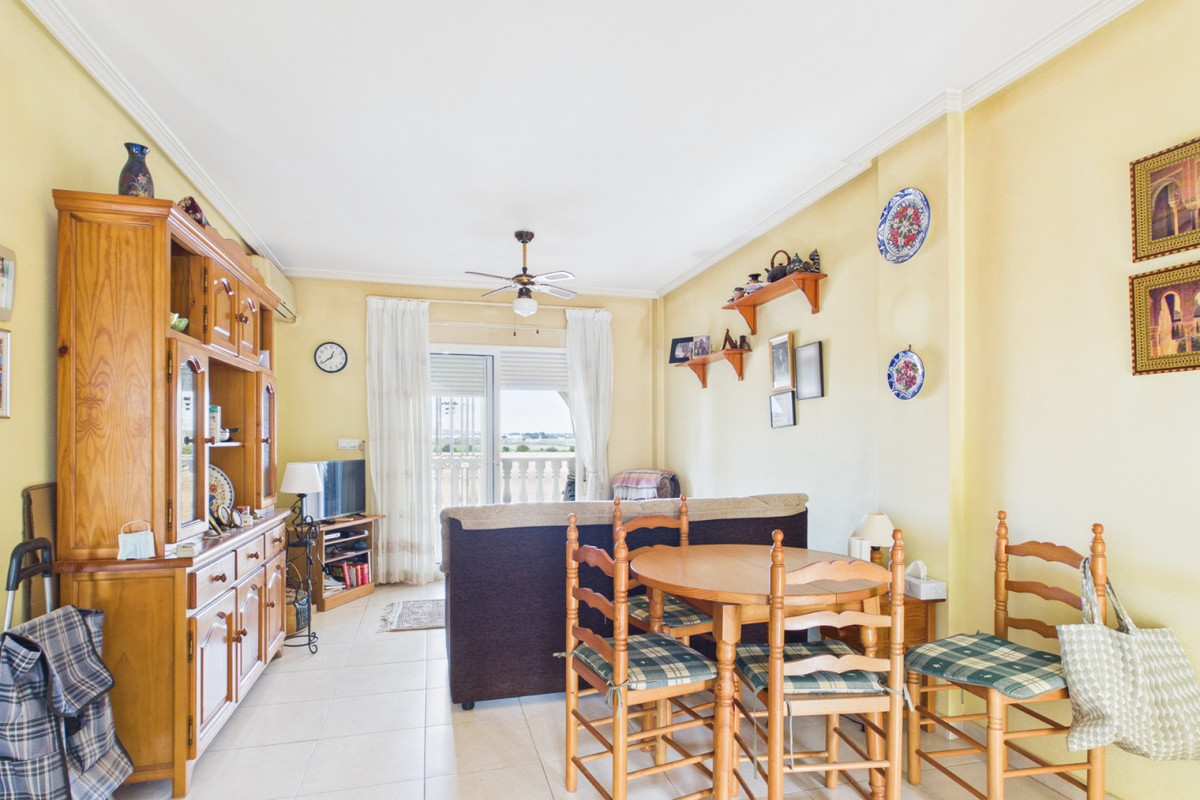 Se vende Apartamento Planta Media de 2 dormitorios en Costa Calida, Murcia, España