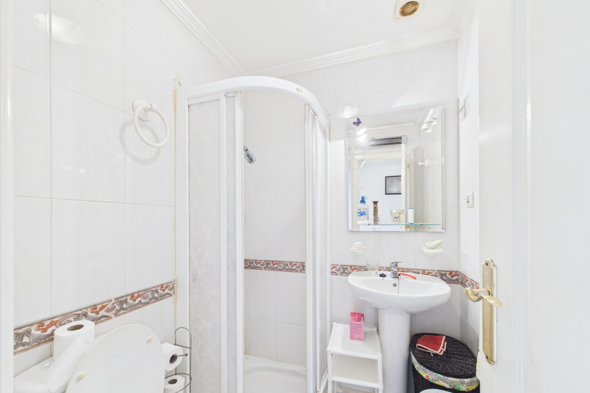 Se vende Apartamento Planta Media de 2 dormitorios en Costa Calida, Murcia, España