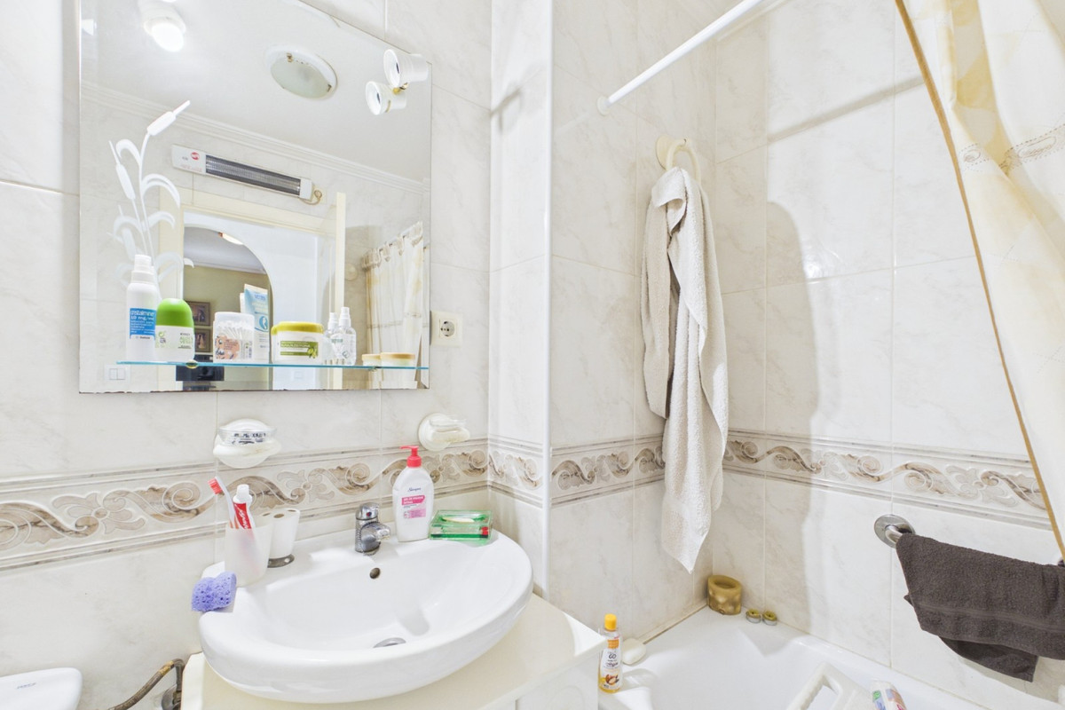Se vende Apartamento Planta Media de 2 dormitorios en Costa Calida, Murcia, España