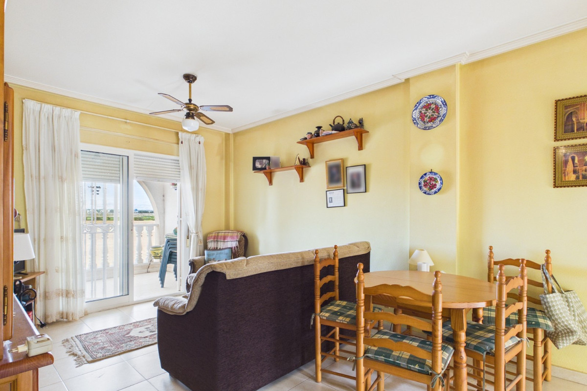 Se vende Apartamento Planta Media de 2 dormitorios en Costa Calida, Murcia, España