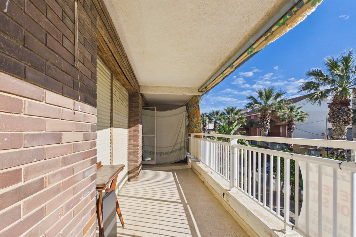 Se vende Apartamento Planta Media de 3 dormitorios en Costa Calida, Murcia, España