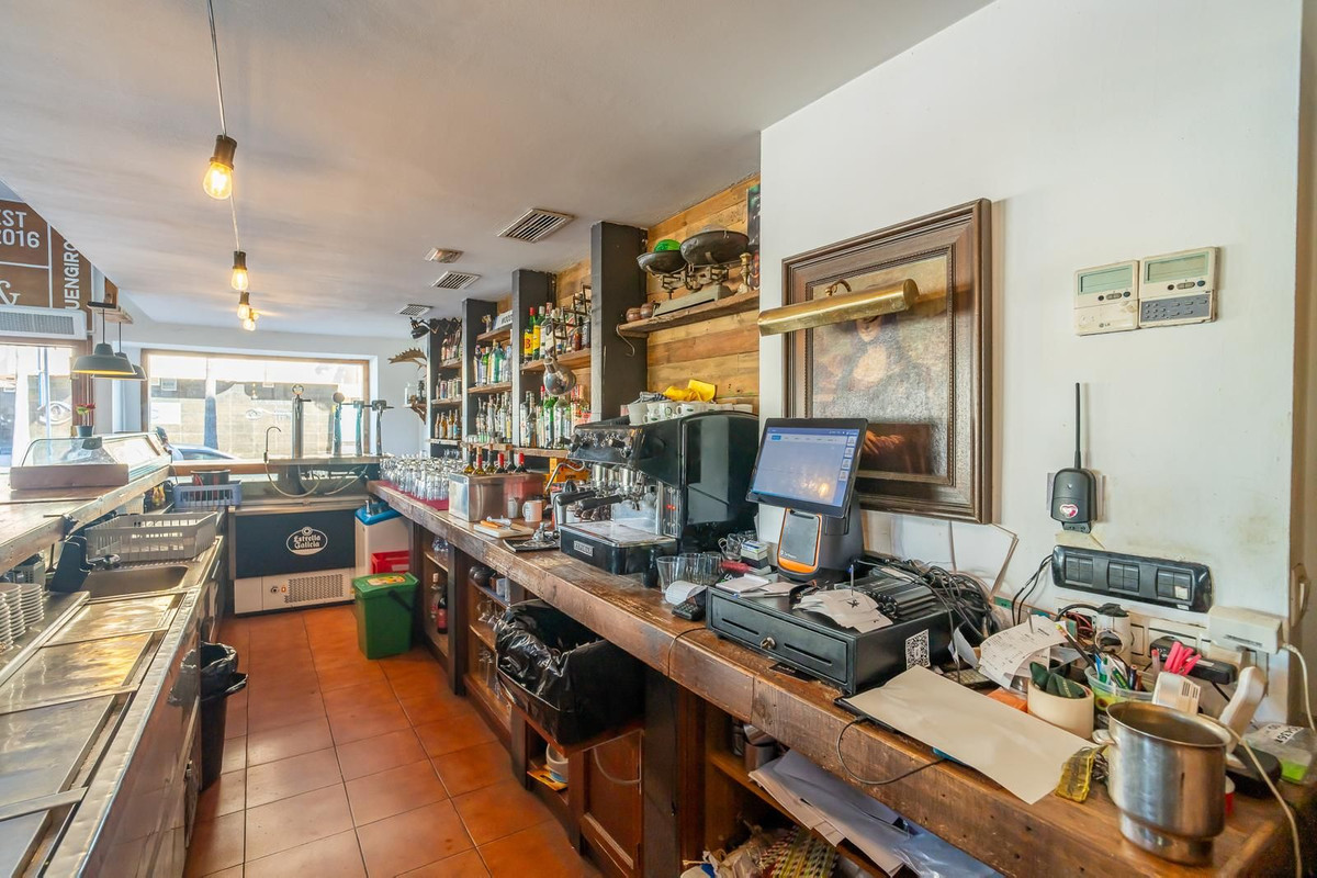 Se vende Restaurante  en Costa Del Sol, Málaga, España