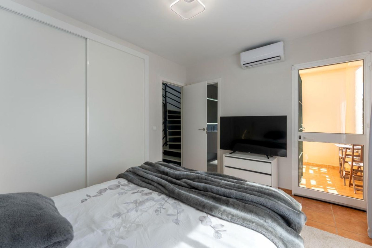 Se vende Pareada de 3 dormitorios en Costa Del Sol, Málaga, España