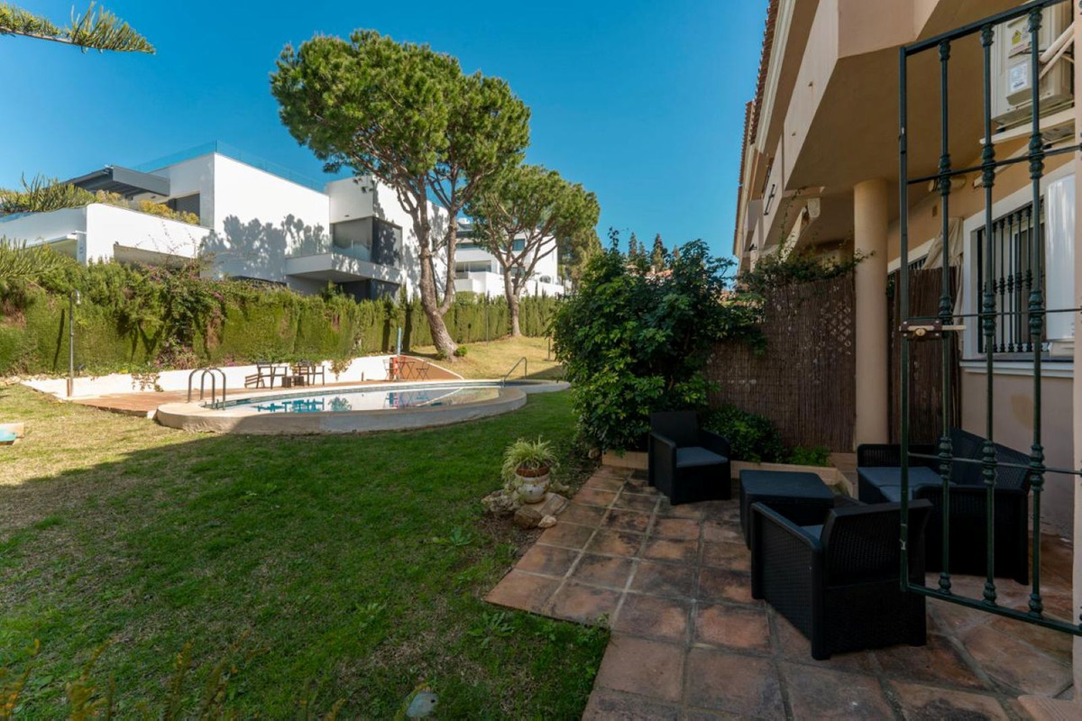 Se vende Pareada de 3 dormitorios en Costa Del Sol, Málaga, España