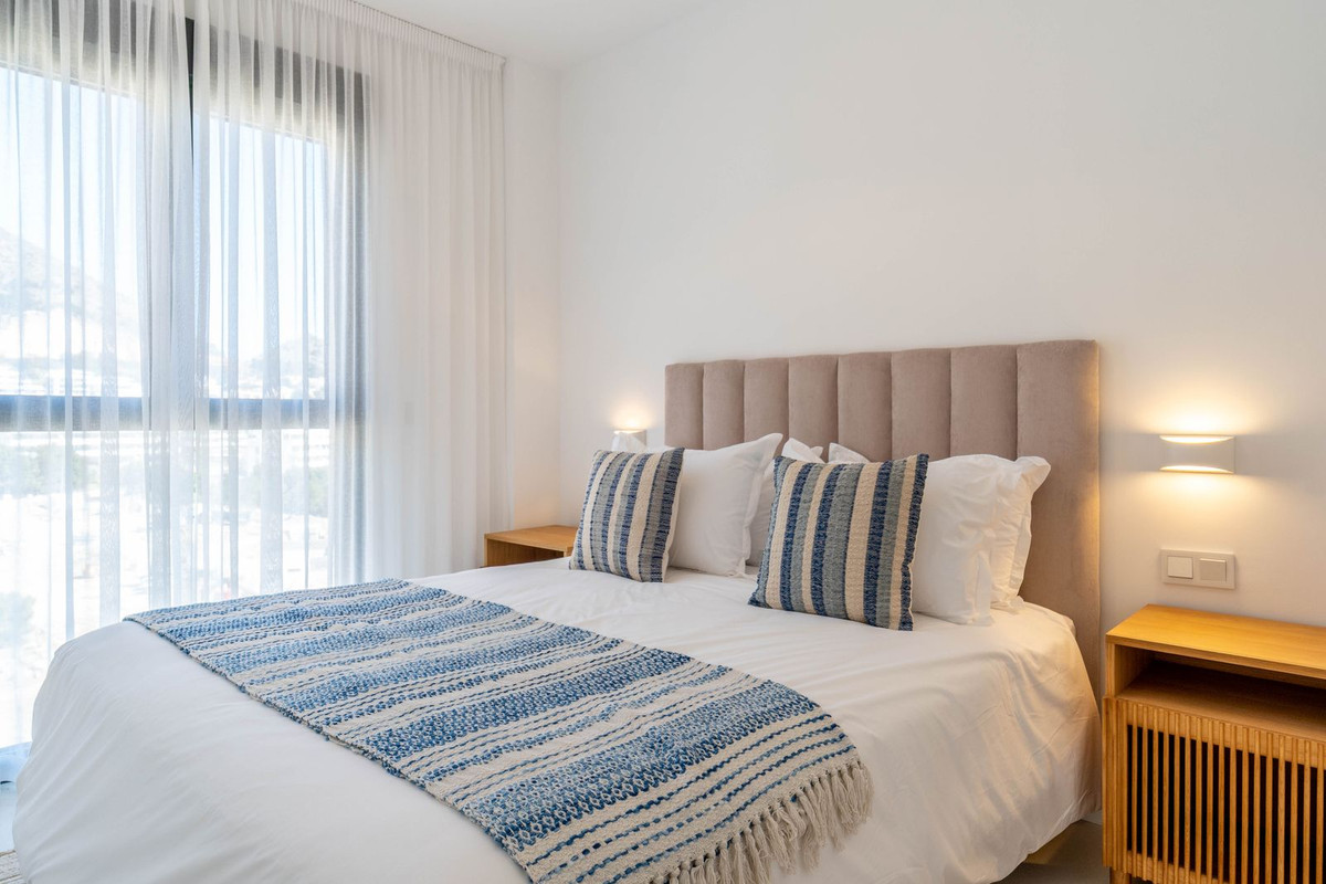 2 Bed Apartment for sale in Fuengirola Costa Del Sol, Málaga, Spain