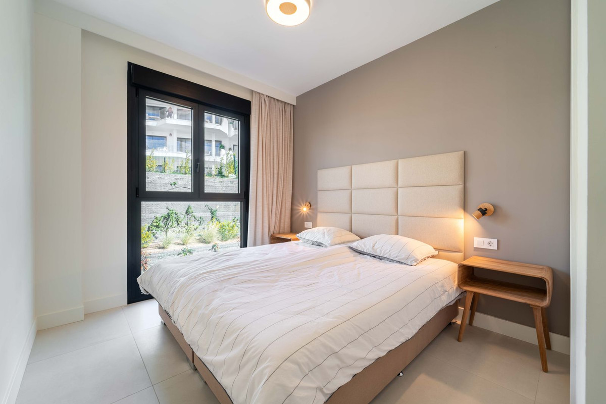 3 Bed Apartment for sale in Fuengirola Costa Del Sol, Málaga, Spain