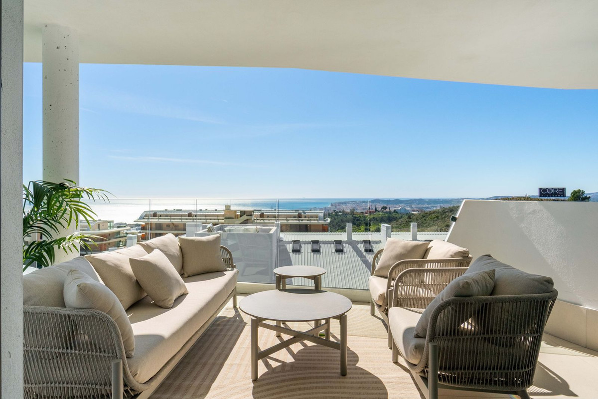 3 Bed Apartment for sale in Fuengirola Costa Del Sol, Málaga, Spain
