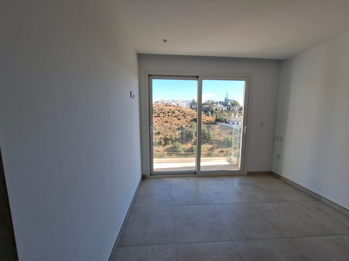 3 Bed Townhouse for sale in Fuengirola Costa Del Sol, Málaga, Spain
