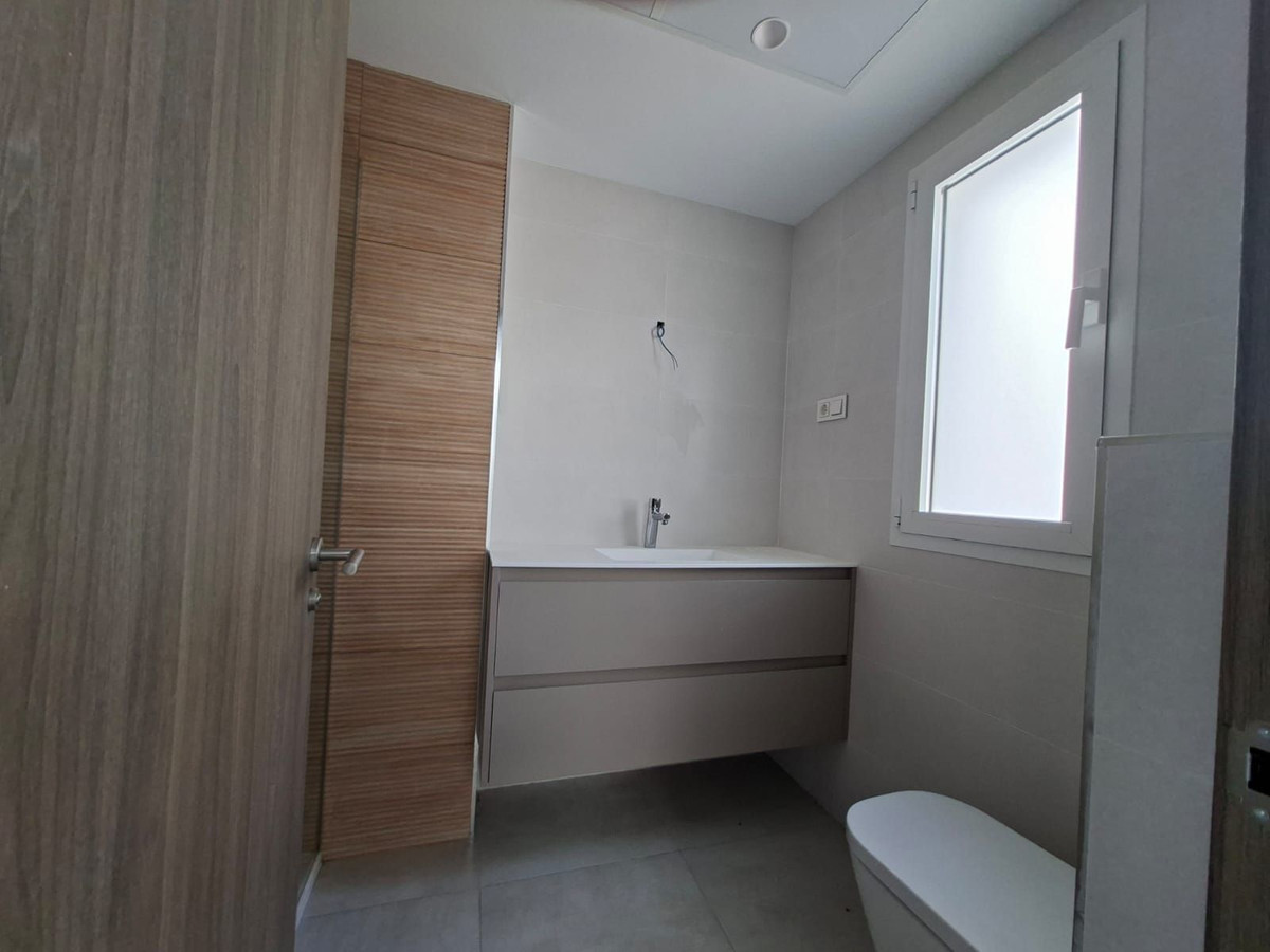 3 Bed Townhouse for sale in Fuengirola Costa Del Sol, Málaga, Spain