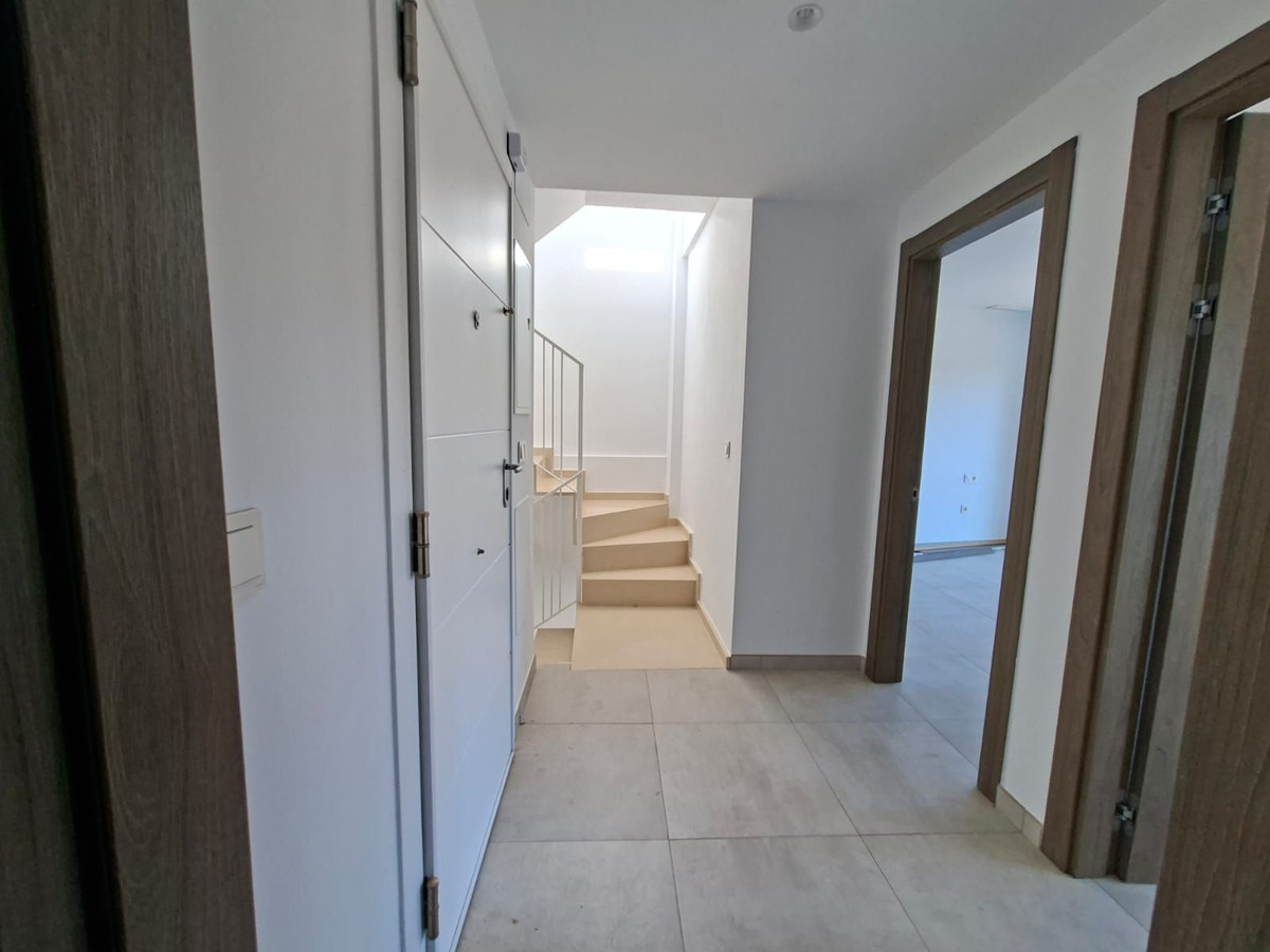 3 Bed Townhouse for sale in Fuengirola Costa Del Sol, Málaga, Spain