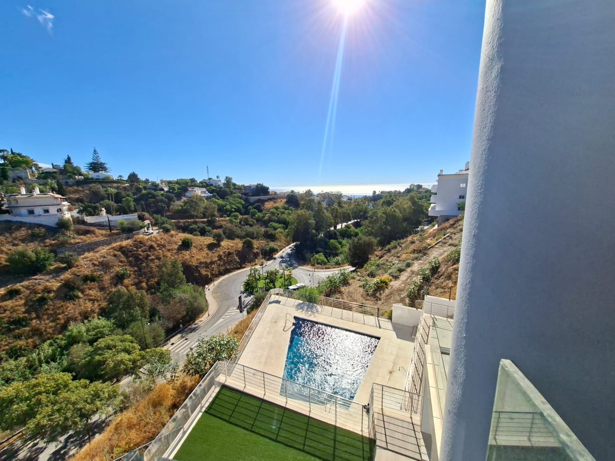 3 Bed Townhouse for sale in Fuengirola Costa Del Sol, Málaga, Spain