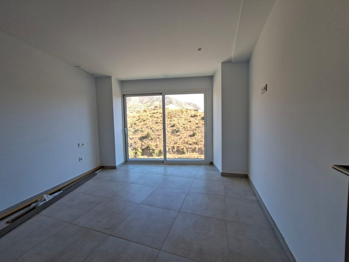3 Bed Townhouse for sale in Fuengirola Costa Del Sol, Málaga, Spain