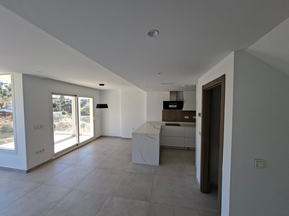 3 Bed Townhouse for sale in Fuengirola Costa Del Sol, Málaga, Spain