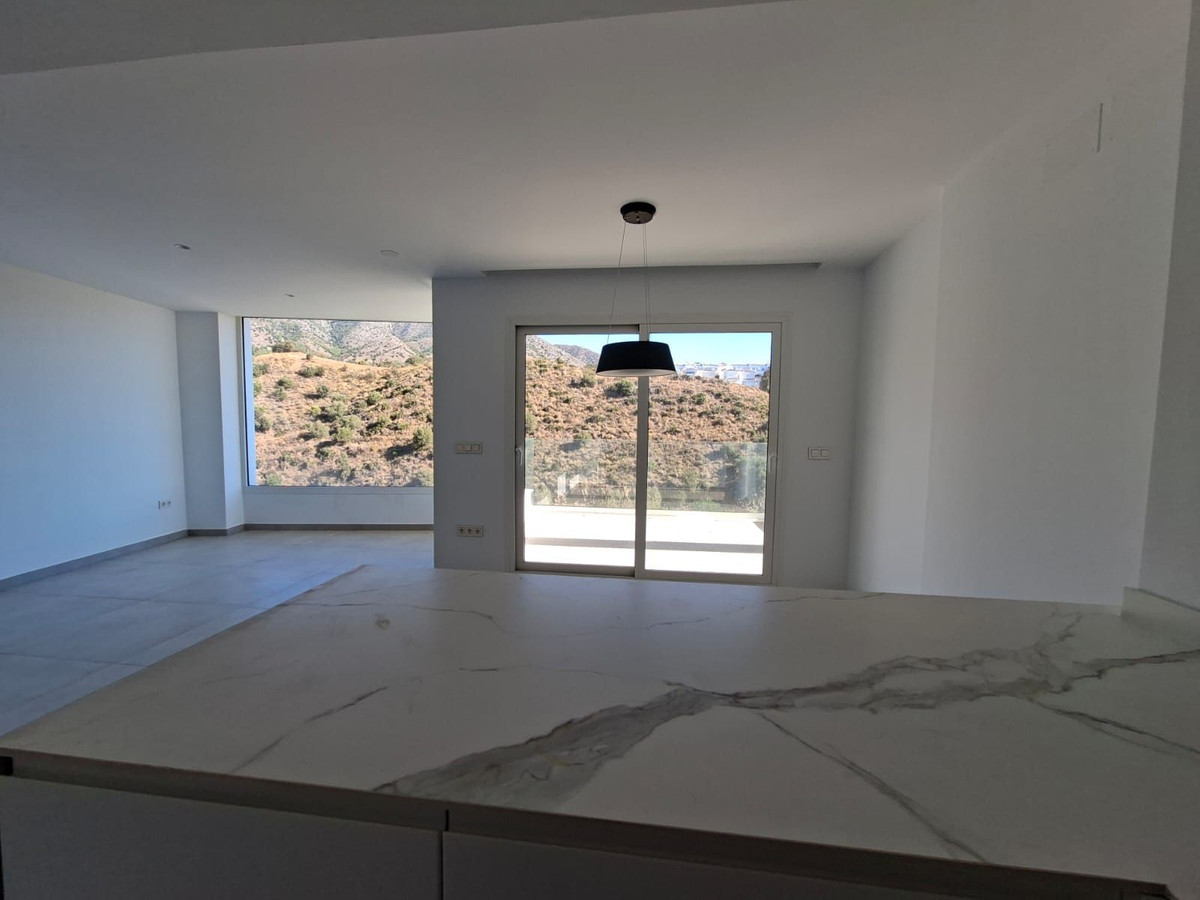 3 Bed Townhouse for sale in Fuengirola Costa Del Sol, Málaga, Spain