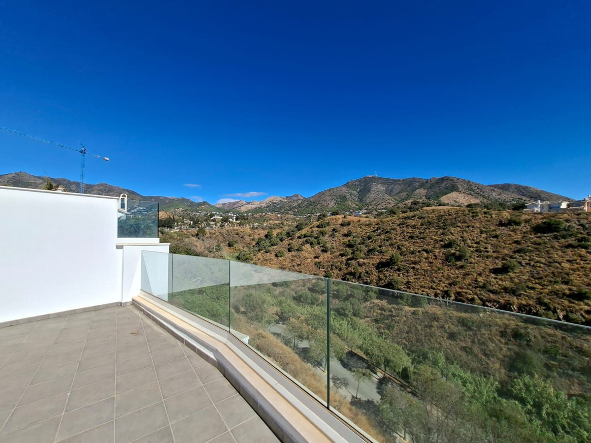 3 Bed Townhouse for sale in Fuengirola Costa Del Sol, Málaga, Spain
