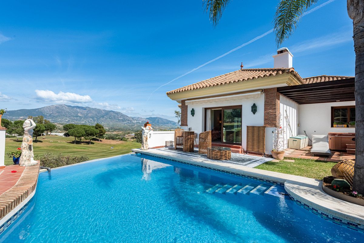 4 Bed Townhouse for sale in La Cala Golf Costa Del Sol, Málaga, Spain