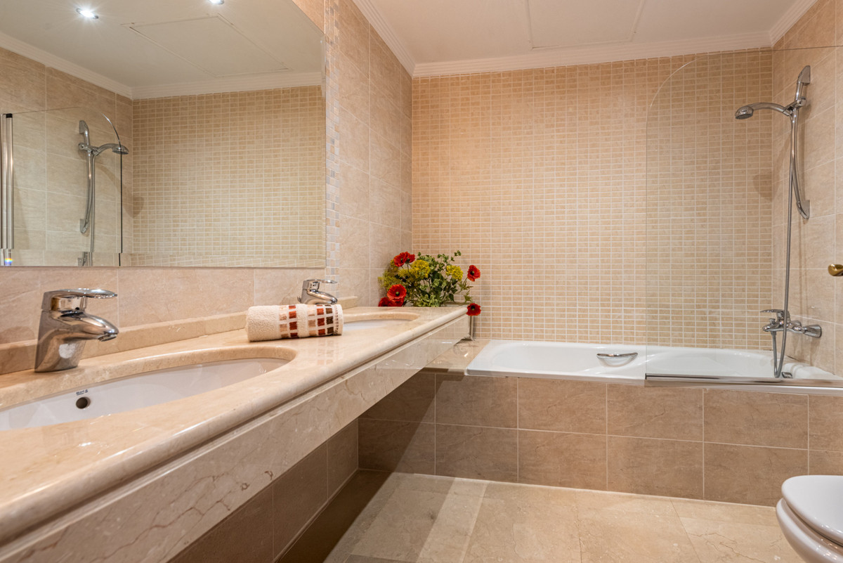 4 Bed Townhouse for sale in La Cala Golf Costa Del Sol, Málaga, Spain