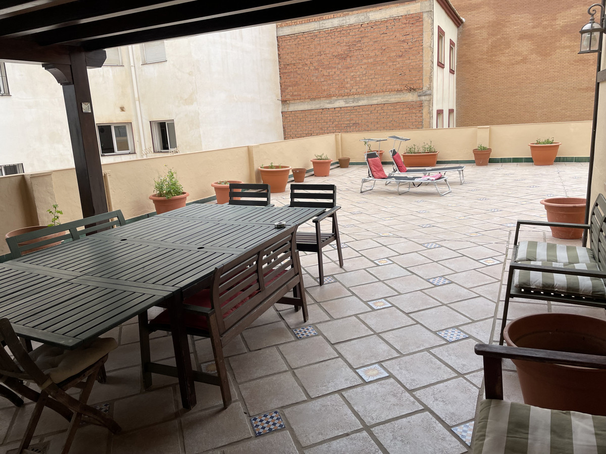 Se vende Apartamento Planta Media de 2 dormitorios en Costa Del Sol, Málaga, España