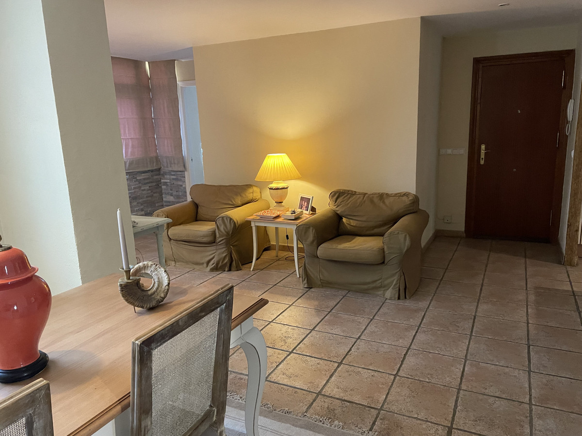 Se vende Apartamento Planta Media de 2 dormitorios en Costa Del Sol, Málaga, España