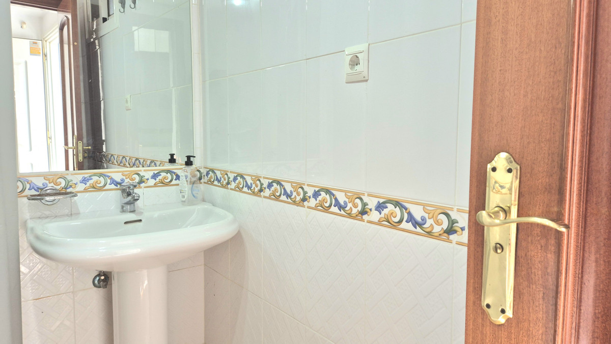 3 Bed Townhouse for sale in Alhaurin Golf Costa Del Sol, Málaga, Spain