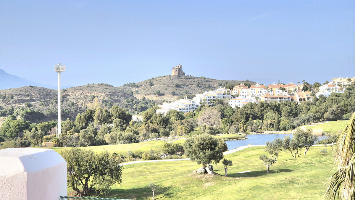 3 Bed Townhouse for sale in Alhaurin Golf Costa Del Sol, Málaga, Spain