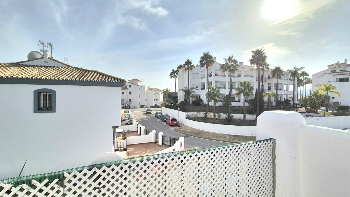 3 Bed Townhouse for sale in Alhaurin Golf Costa Del Sol, Málaga, Spain