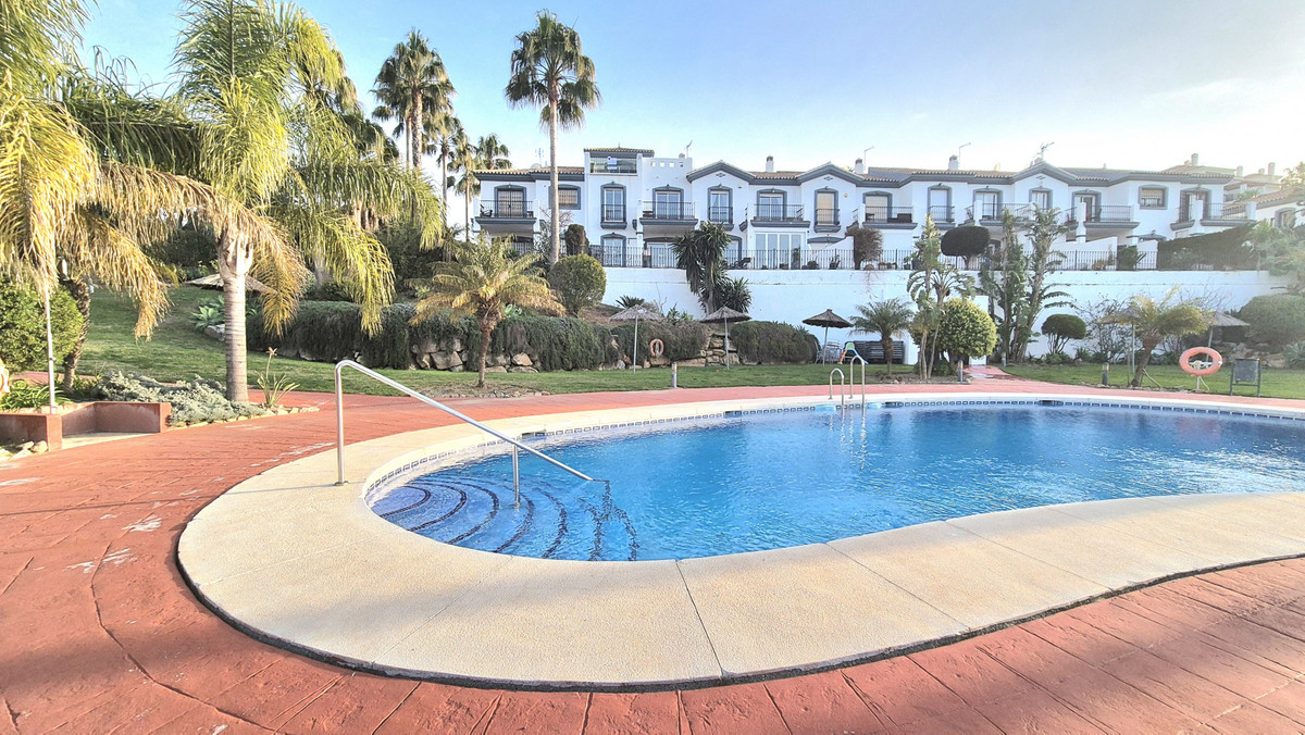 3 Bed Townhouse for sale in Alhaurin Golf Costa Del Sol, Málaga, Spain