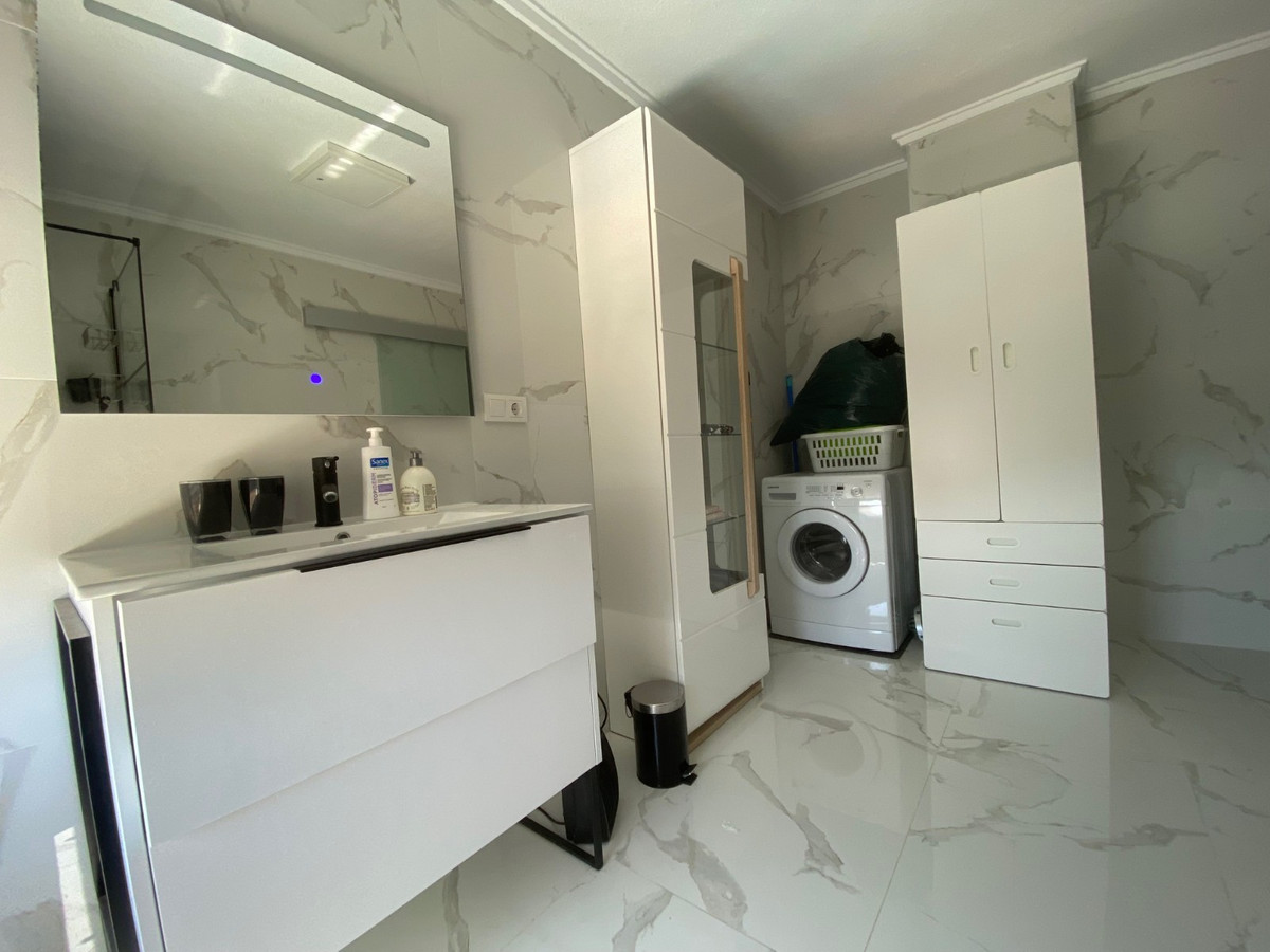 2 Bed Apartment for sale in Punta Prima Costa Blanca, Alicante, Spain