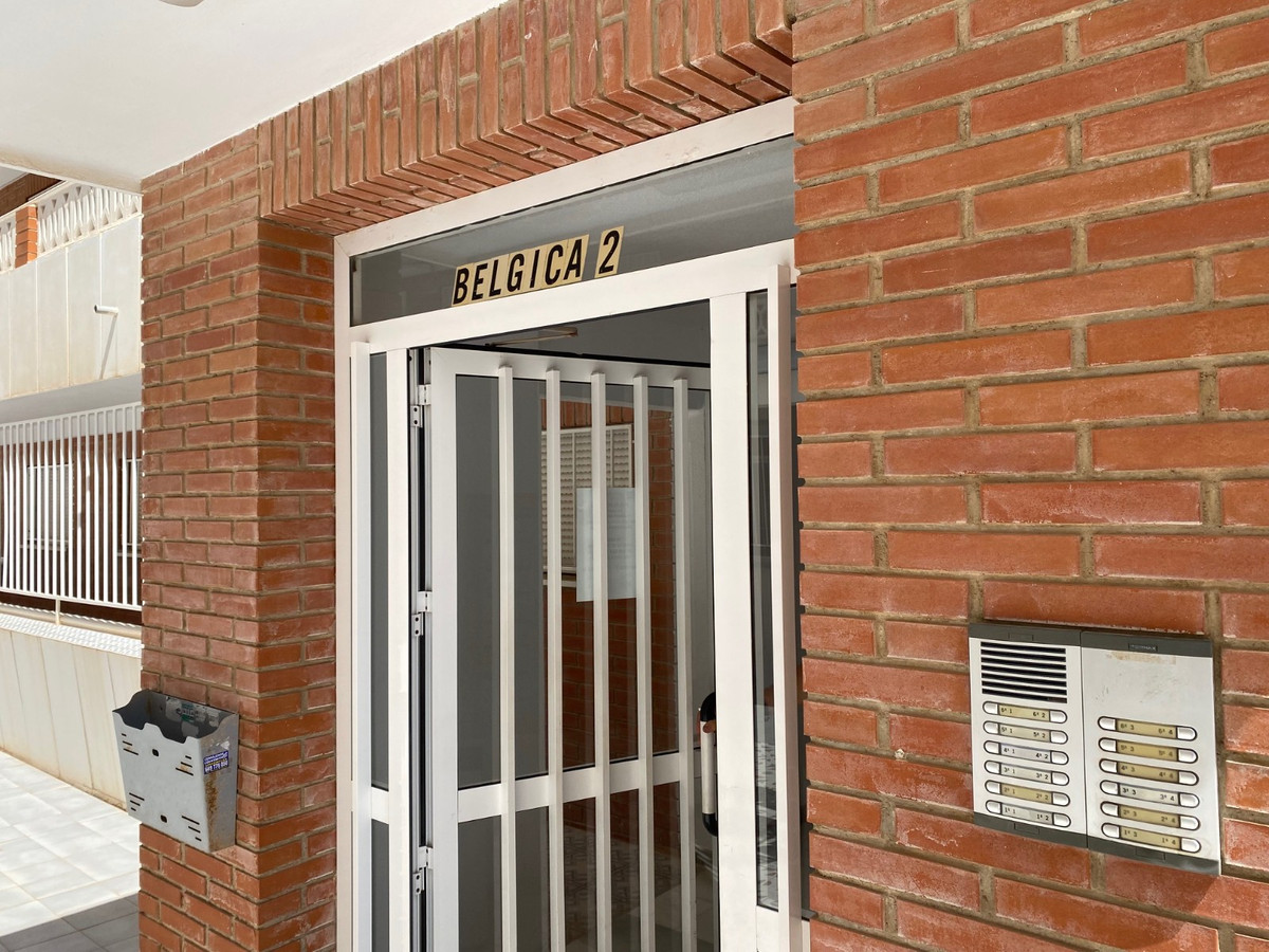 2 Bed Apartment for sale in Punta Prima Costa Blanca, Alicante, Spain