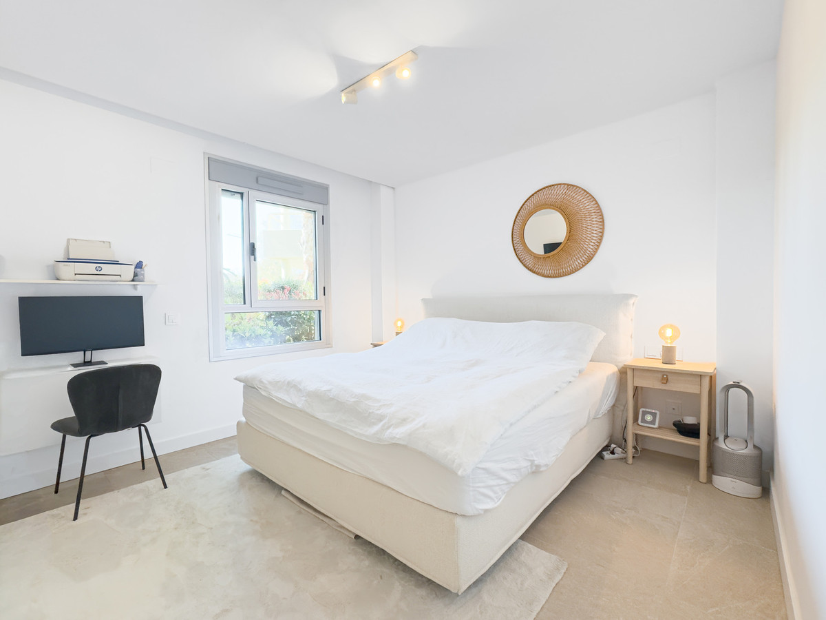Se vende Apartamento Planta Media de 3 dormitorios en Costa Del Sol, Málaga, España