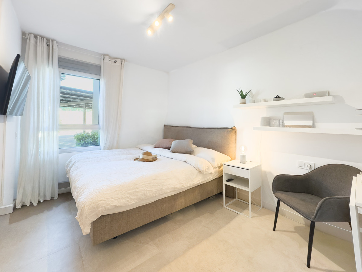 Se vende Apartamento Planta Media de 3 dormitorios en Costa Del Sol, Málaga, España