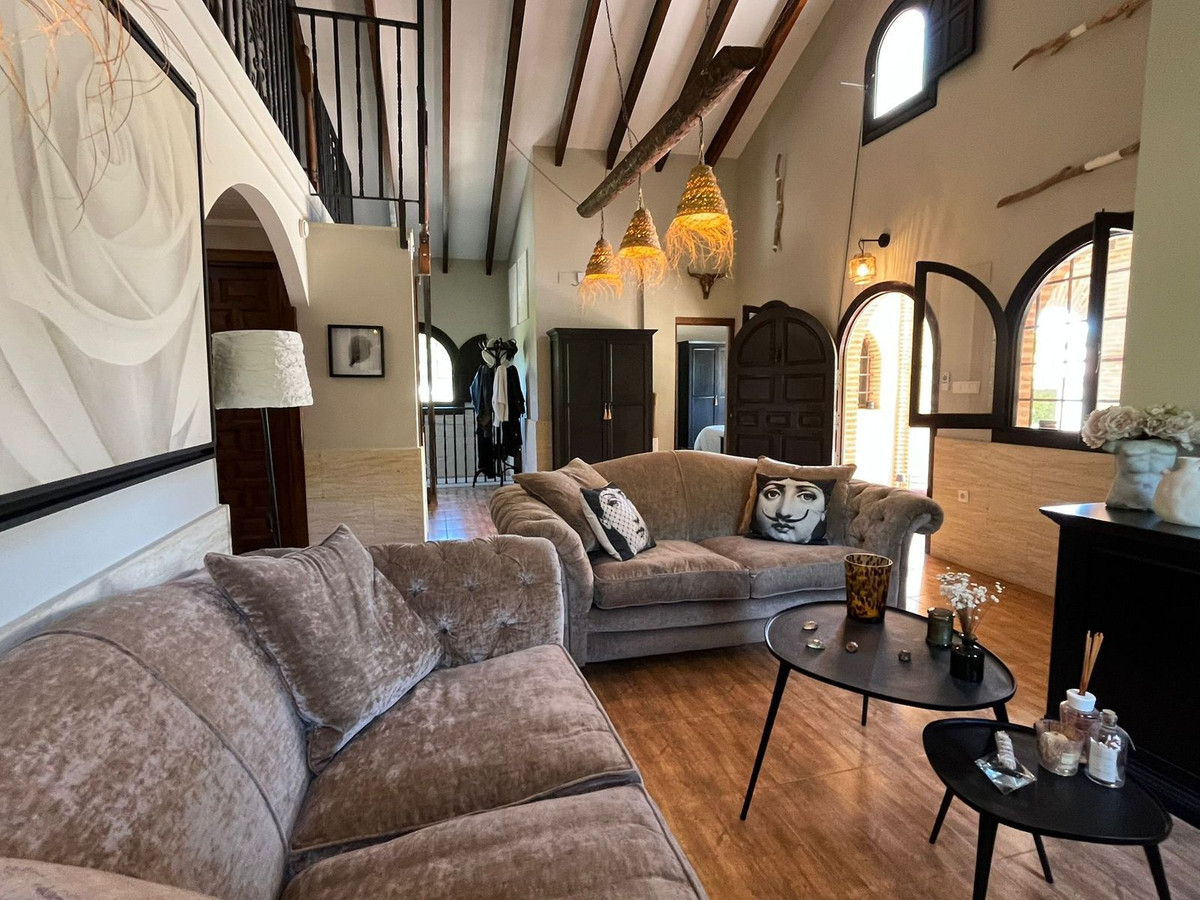 Se vende Villa - Chalet de 6 dormitorios en Costa Blanca, Alicante, España
